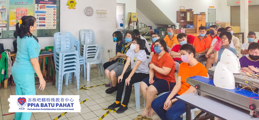 PPIA Batu Pahat PW Program Production Workshop Programme Pertubuhan Perkhidmatan Intervensi Awal Batu Pahat Special Care - Sheltered Employment for Adults A02