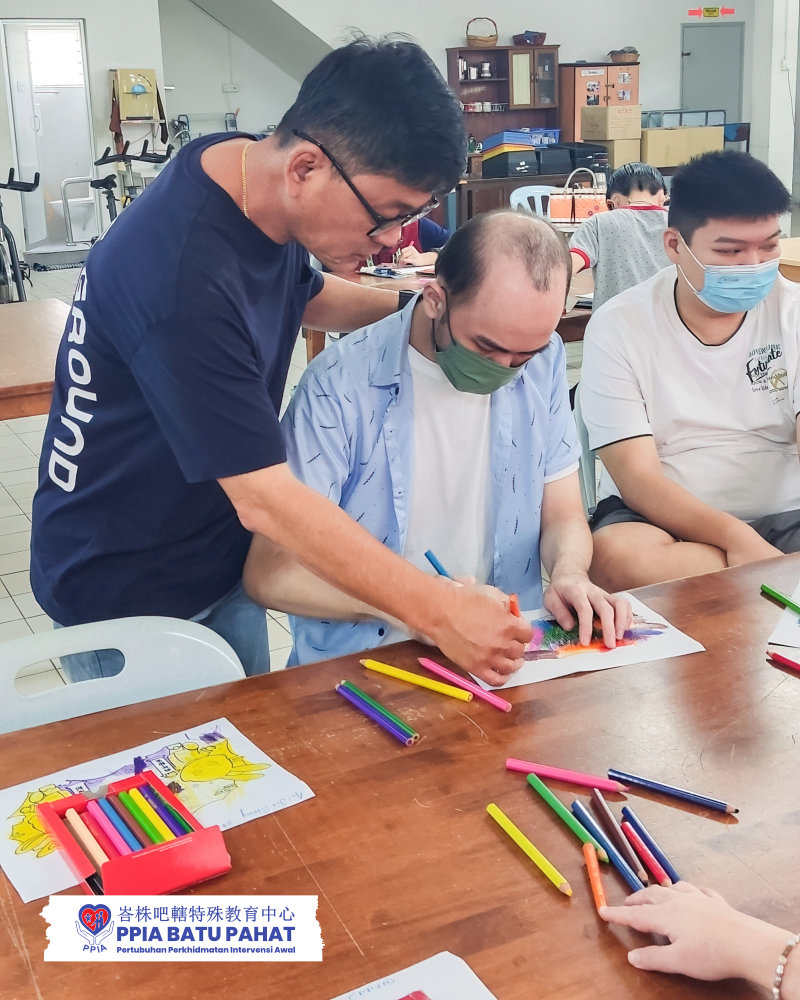 PPIA 峇株吧轄特殊教育中心 庇护工作坊 PW Program Production Workshop Programme 峇株吧轄特殊关怀课程 - 成人庇护就业教育中心 A19